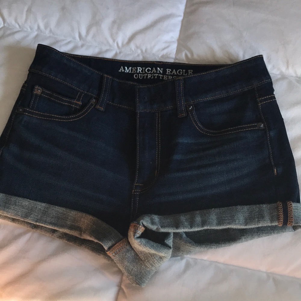 American eagle shorts size 4